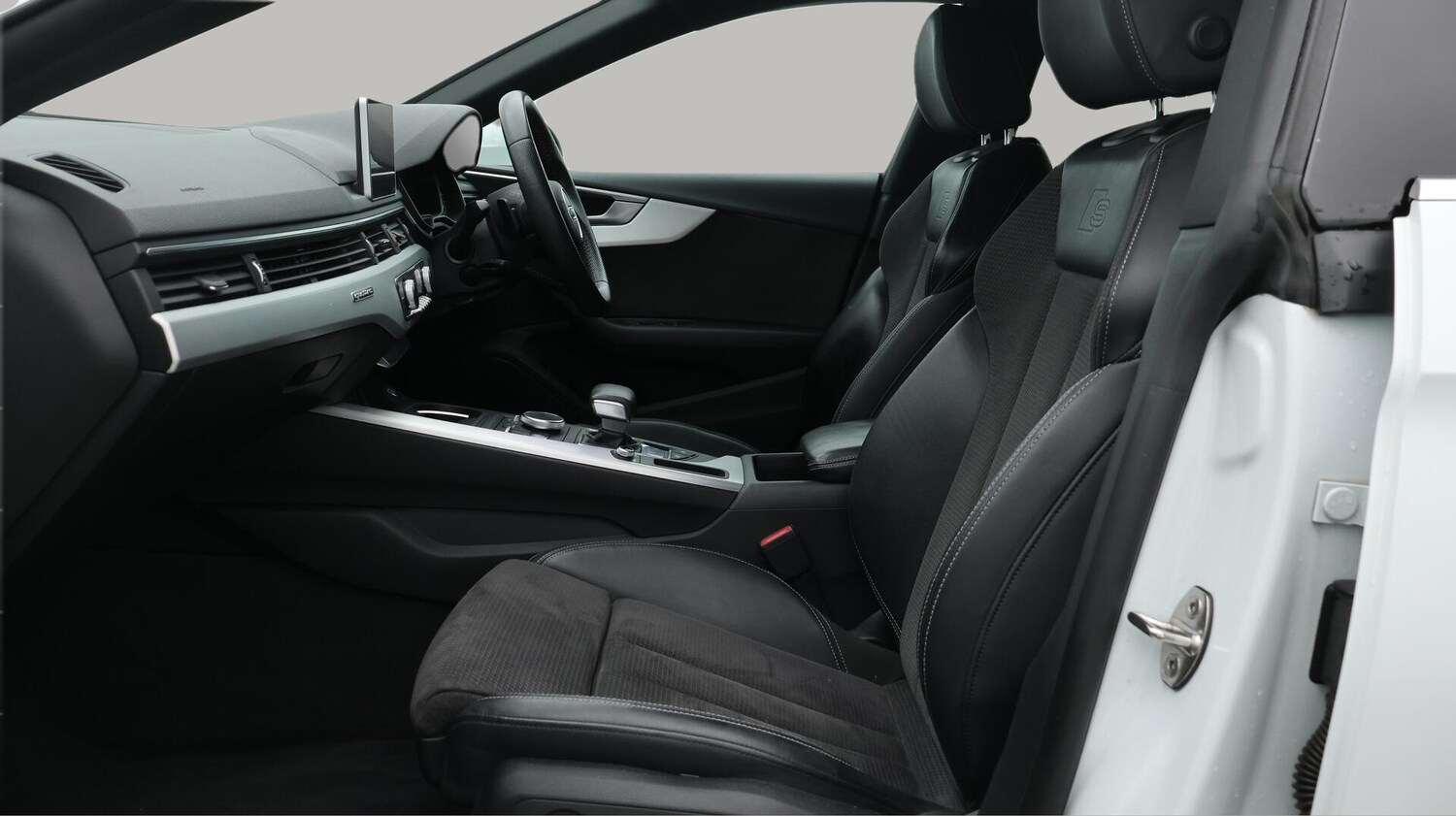 Used Audi A5 2019 for sale - 76759657: Photo 15