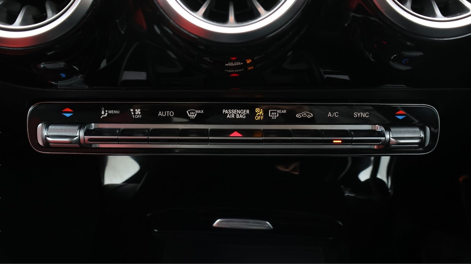 Used Mercedes-Benz CLA 2022 for sale - 77654430: Photo 12