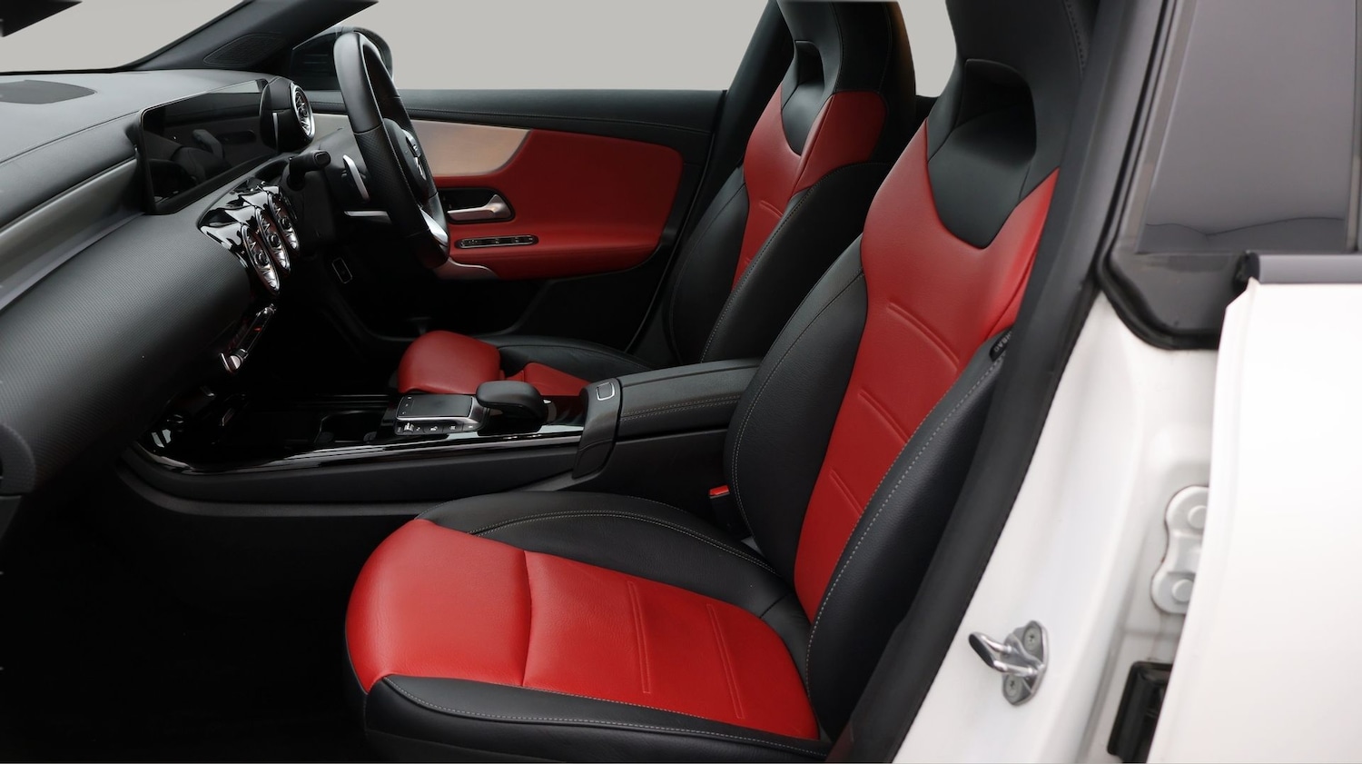 Used Mercedes-Benz CLA 2022 for sale - 77654430: Photo 14