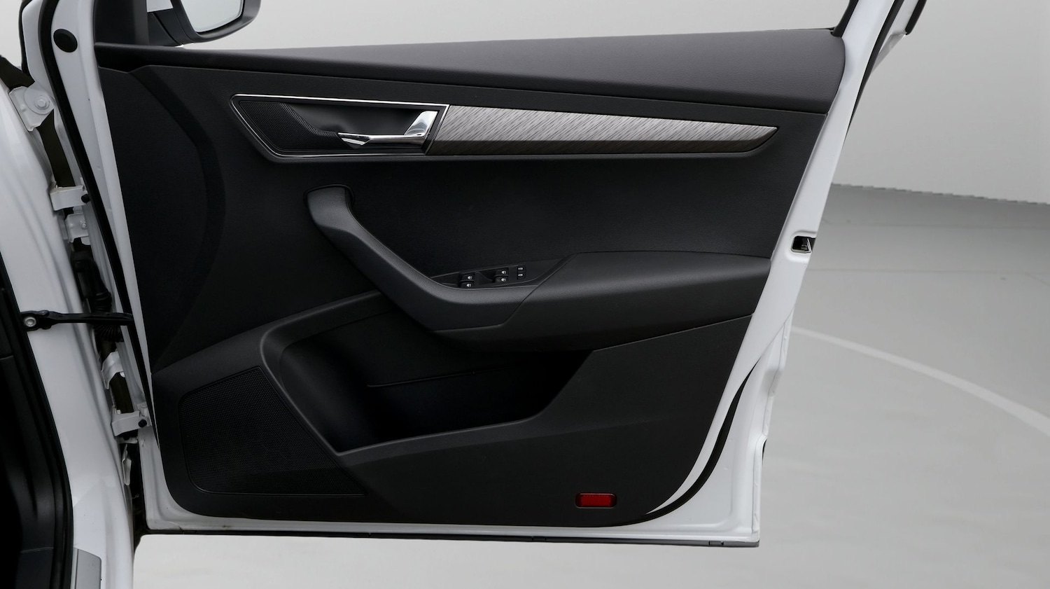 Used Skoda Karoq 2024 for sale - 77833357: Photo 15