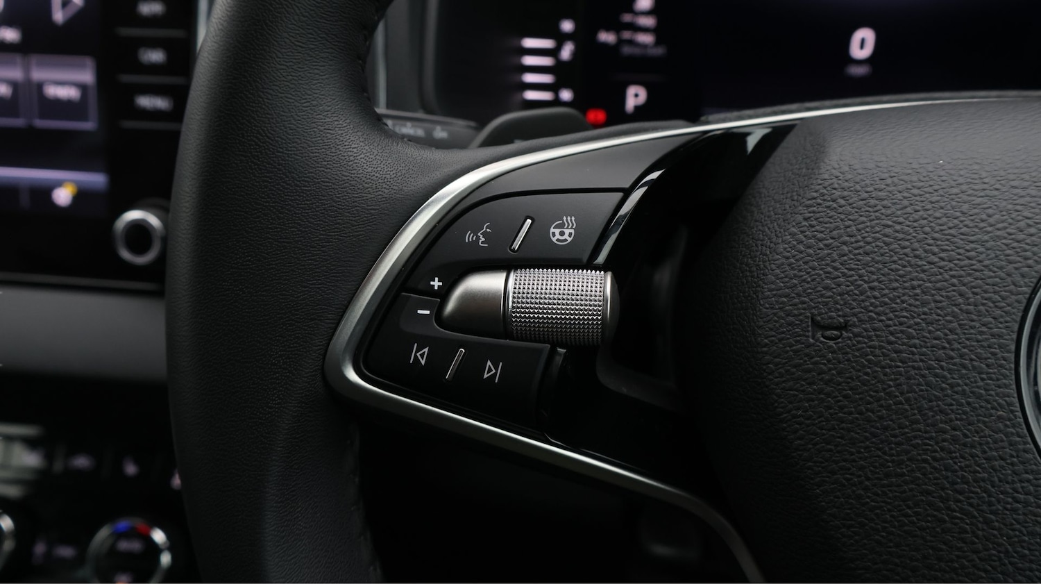 Used Skoda Karoq 2024 for sale - 77833357: Photo 23