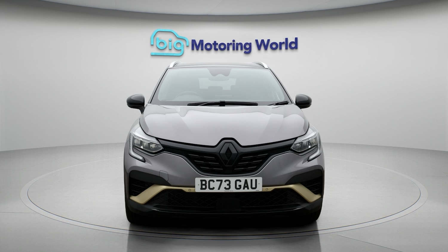 Used Renault Captur for sale - 77196749: Photo 2