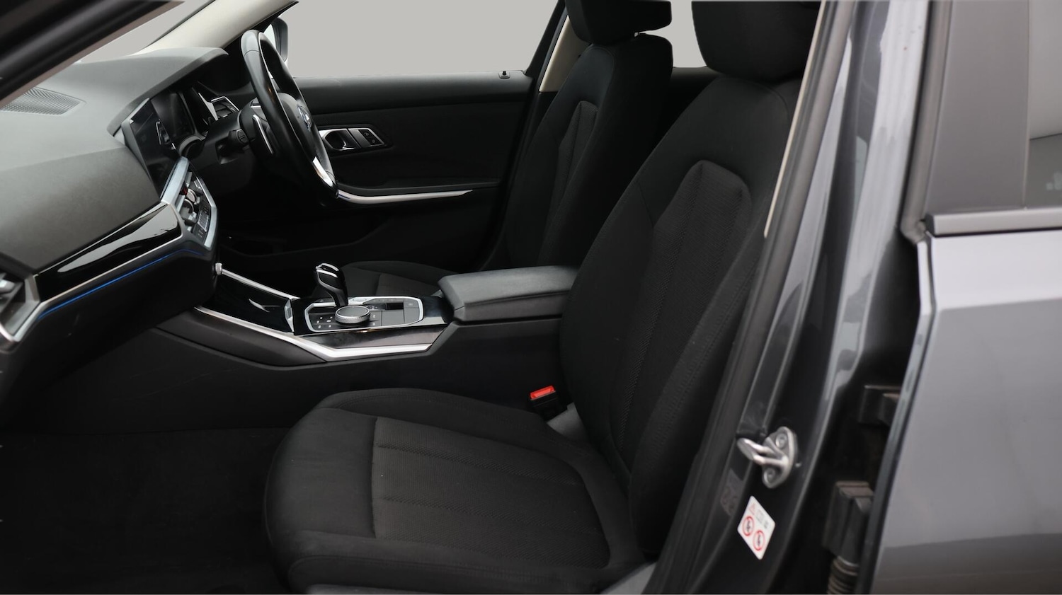 Used BMW 3 Series 2022 for sale - 76735042: Photo 15