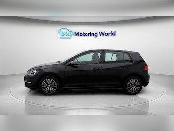 Used Volkswagen Golf 2019 for sale - 77338680: Photo