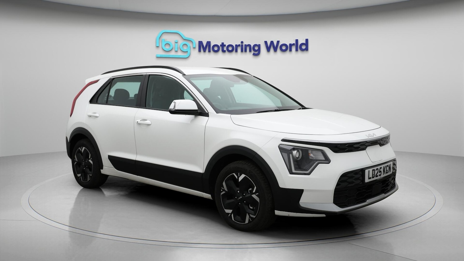 Used Kia Niro 2025 for sale - 76432997: Photo 2