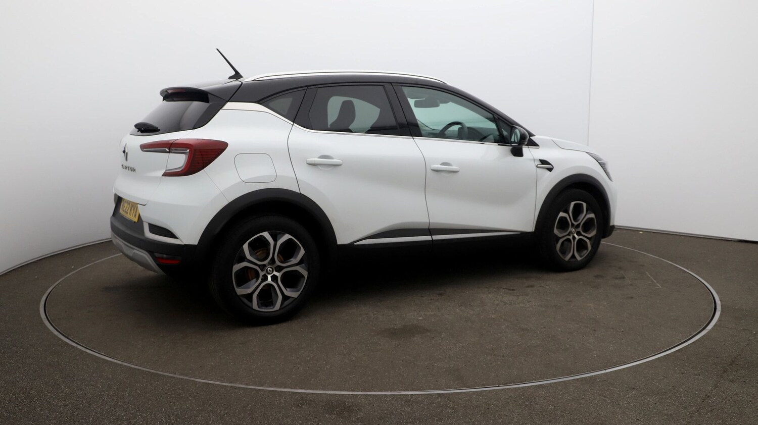 Used Renault Captur for sale - 76808856: Photo 43