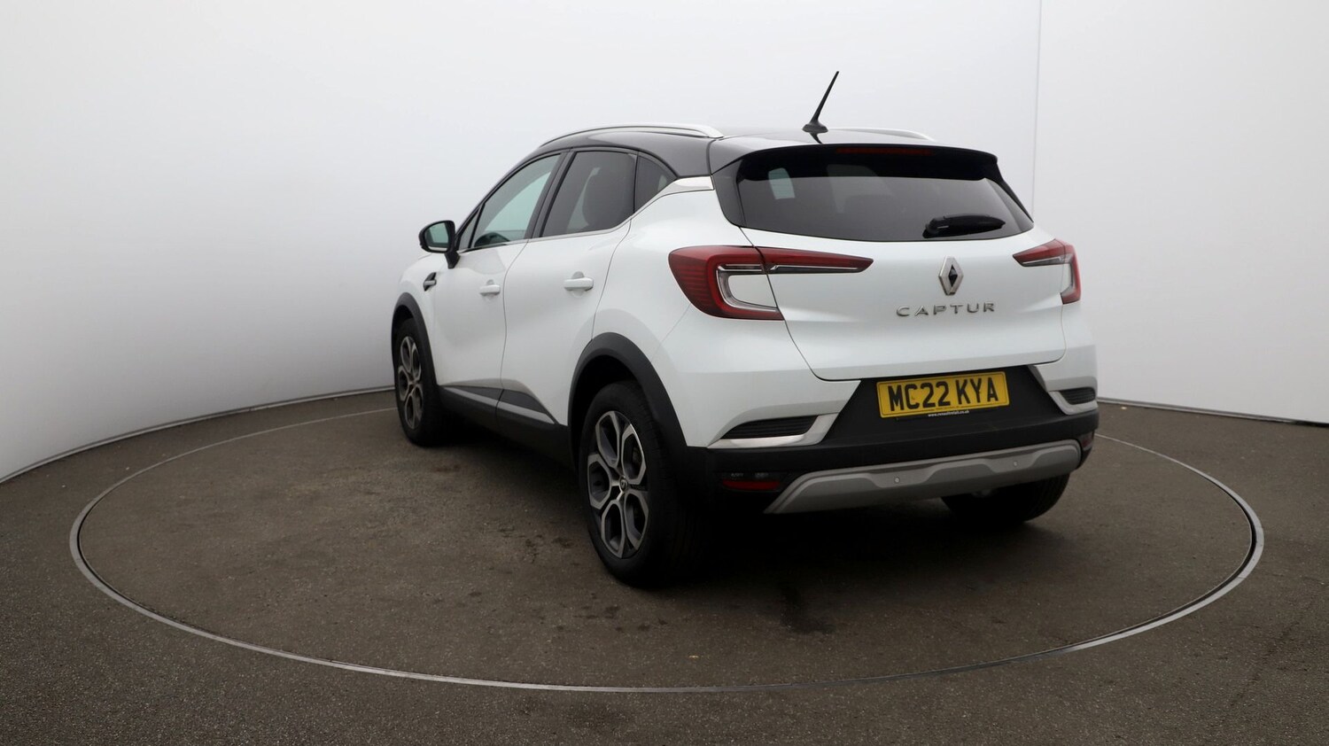 Used Renault Captur for sale - 76808856: Photo 52
