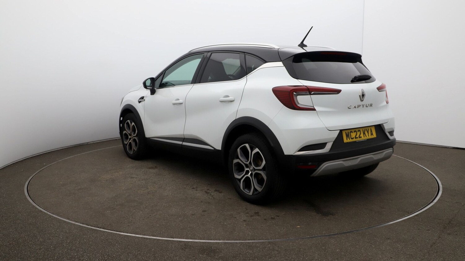 Used Renault Captur for sale - 76808856: Photo 53