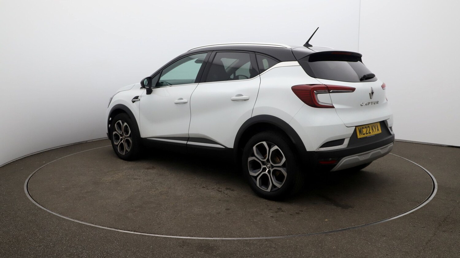 Used Renault Captur for sale - 76808856: Photo 54