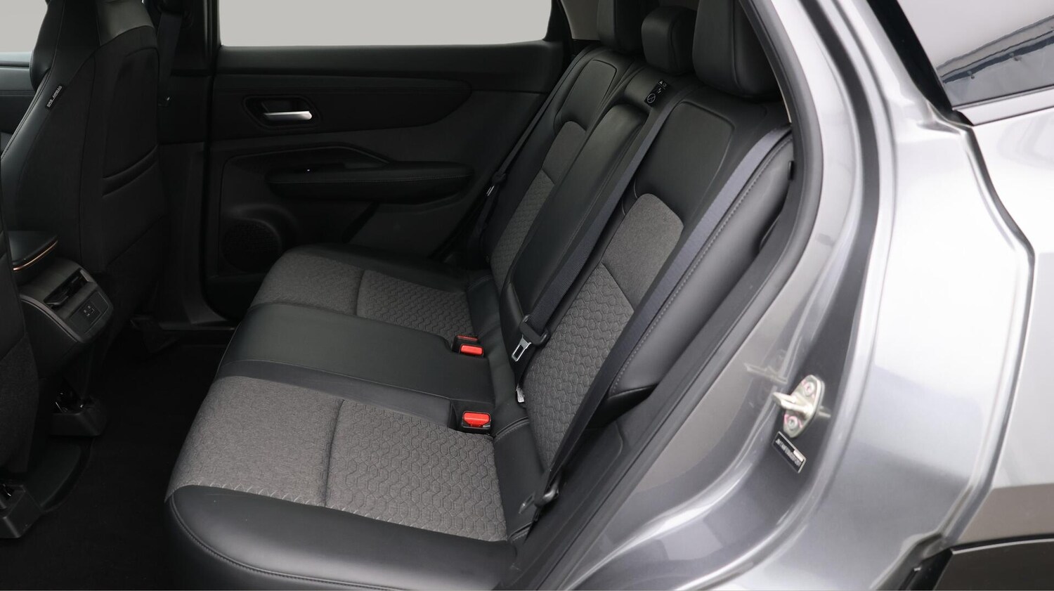 Used Nissan ARIYA 2022 for sale - 76432659: Photo 17