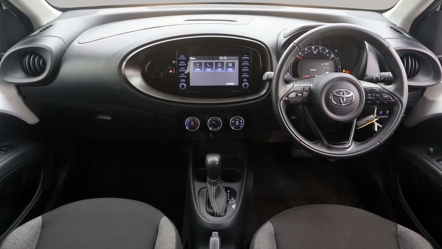 Used Toyota Aygo X 2023 for sale - 77610687: Photo 13