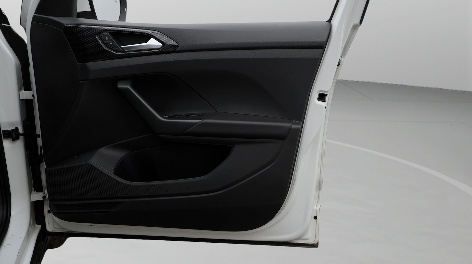 Used Volkswagen T-Cross 2023 for sale - 77918163: Photo 15