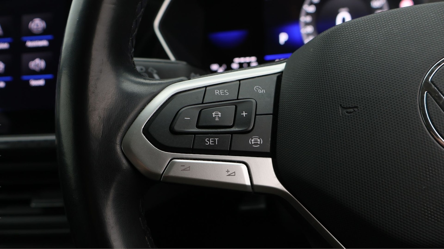 Used Volkswagen T-Cross 2023 for sale - 77918163: Photo 25