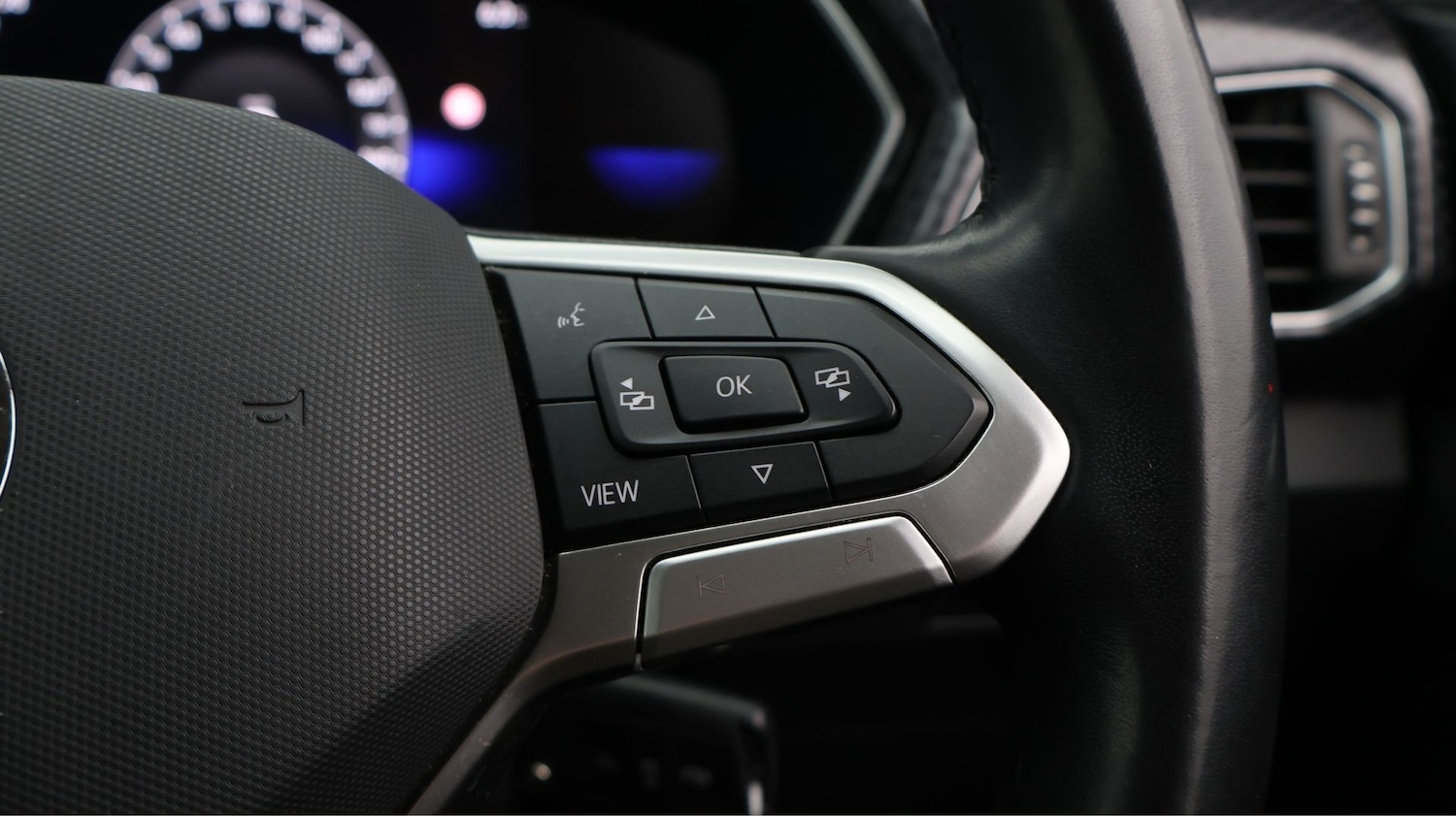 Used Volkswagen T-Cross 2023 for sale - 77918163: Photo 26