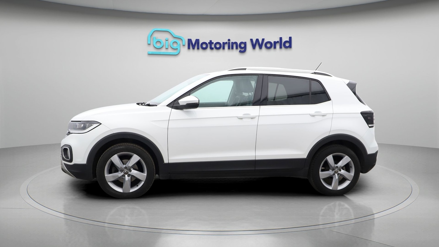 Used Volkswagen T-Cross 2023 for sale - 77918163: Photo 4