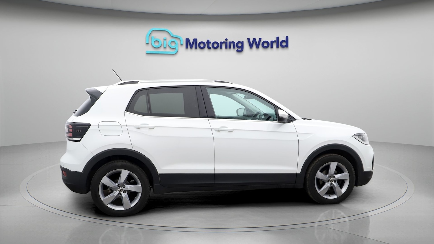 Used Volkswagen T-Cross 2023 for sale - 77918163: Photo 8