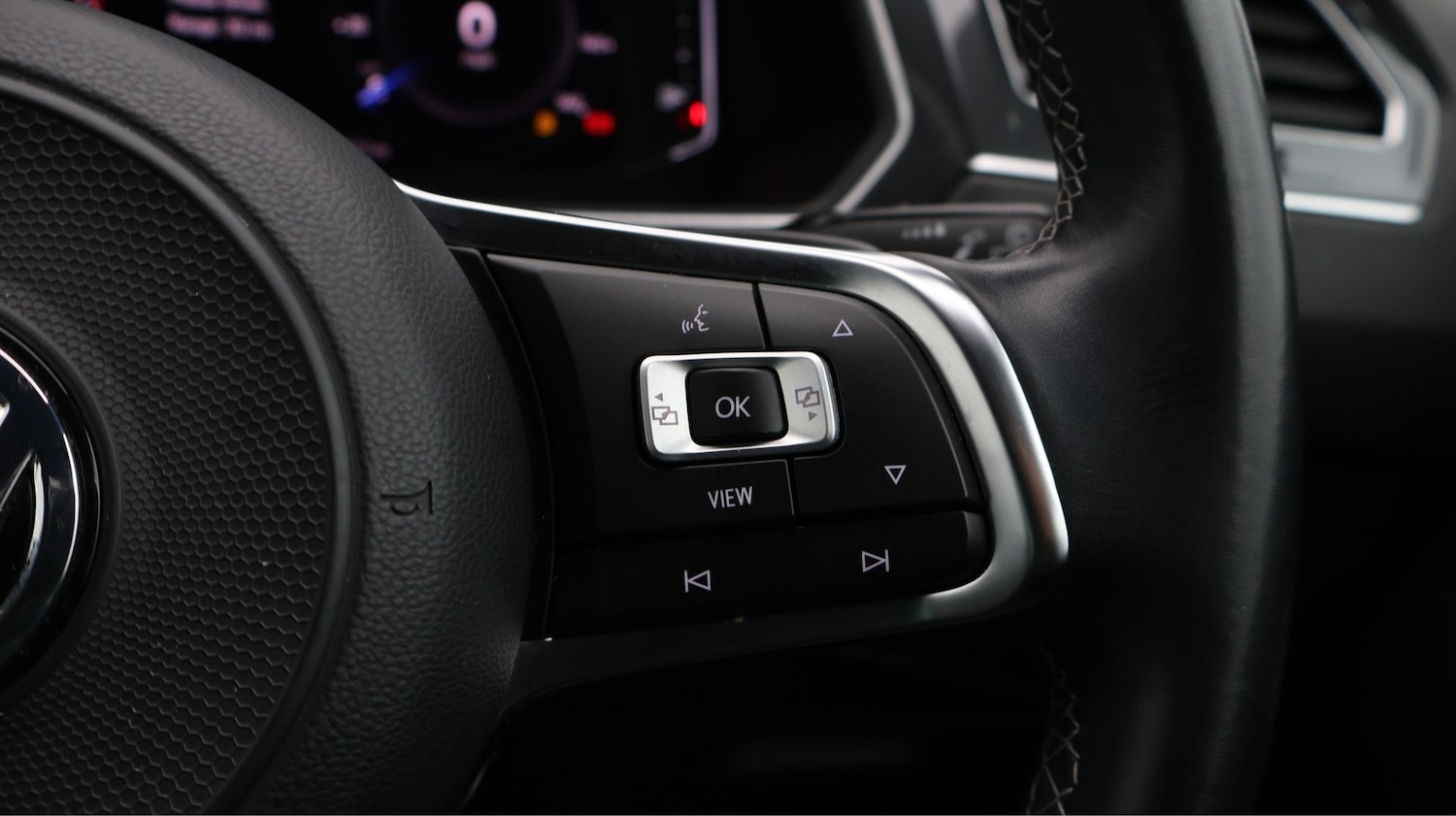 Used Volkswagen Tiguan 2019 for sale - 77592606: Photo 25