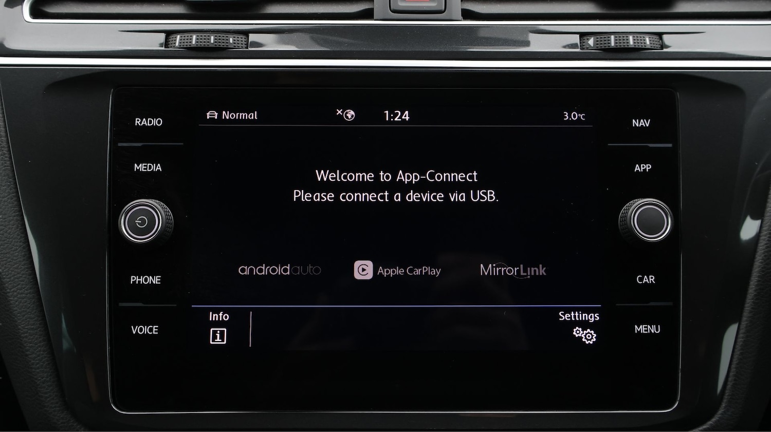 Used Volkswagen Tiguan 2019 for sale - 77592606: Photo 27