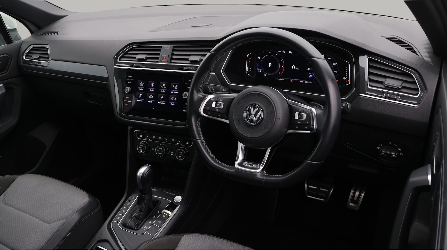 Used Volkswagen Tiguan 2019 for sale - 77592606: Photo 9