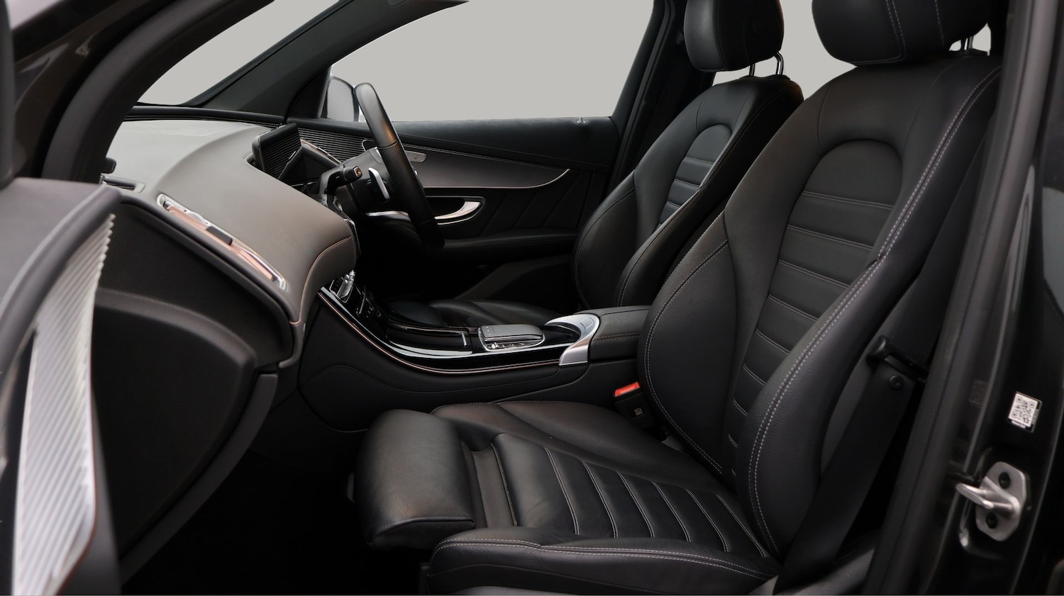 Used Mercedes-Benz EQC 2023 for sale - 77474713: Photo 14