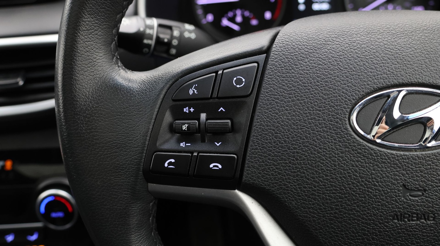 Used Hyundai TUCSON 2018 for sale - 77357448: Photo 26