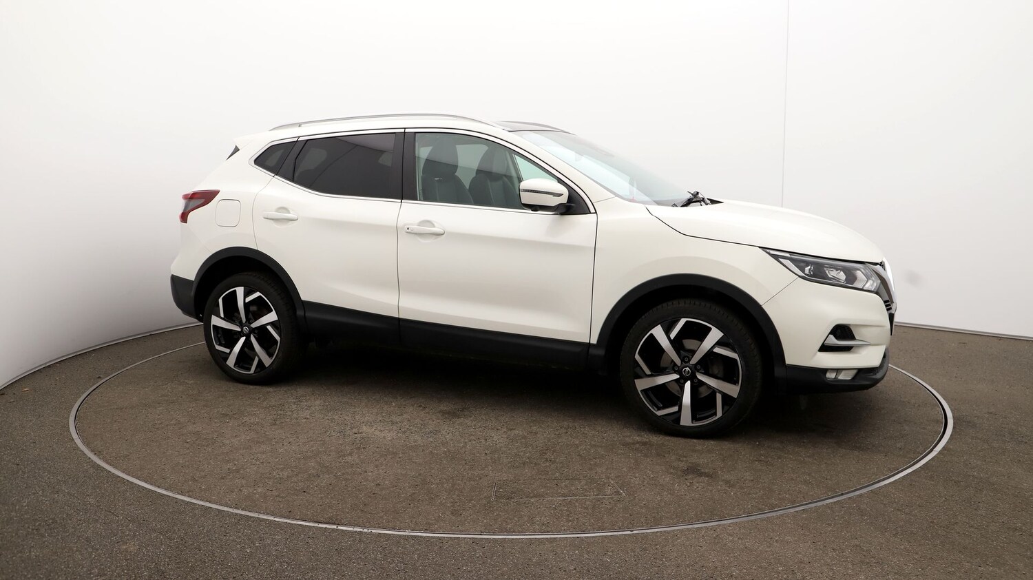 Used Nissan Qashqai for sale - 76808893: Photo 32