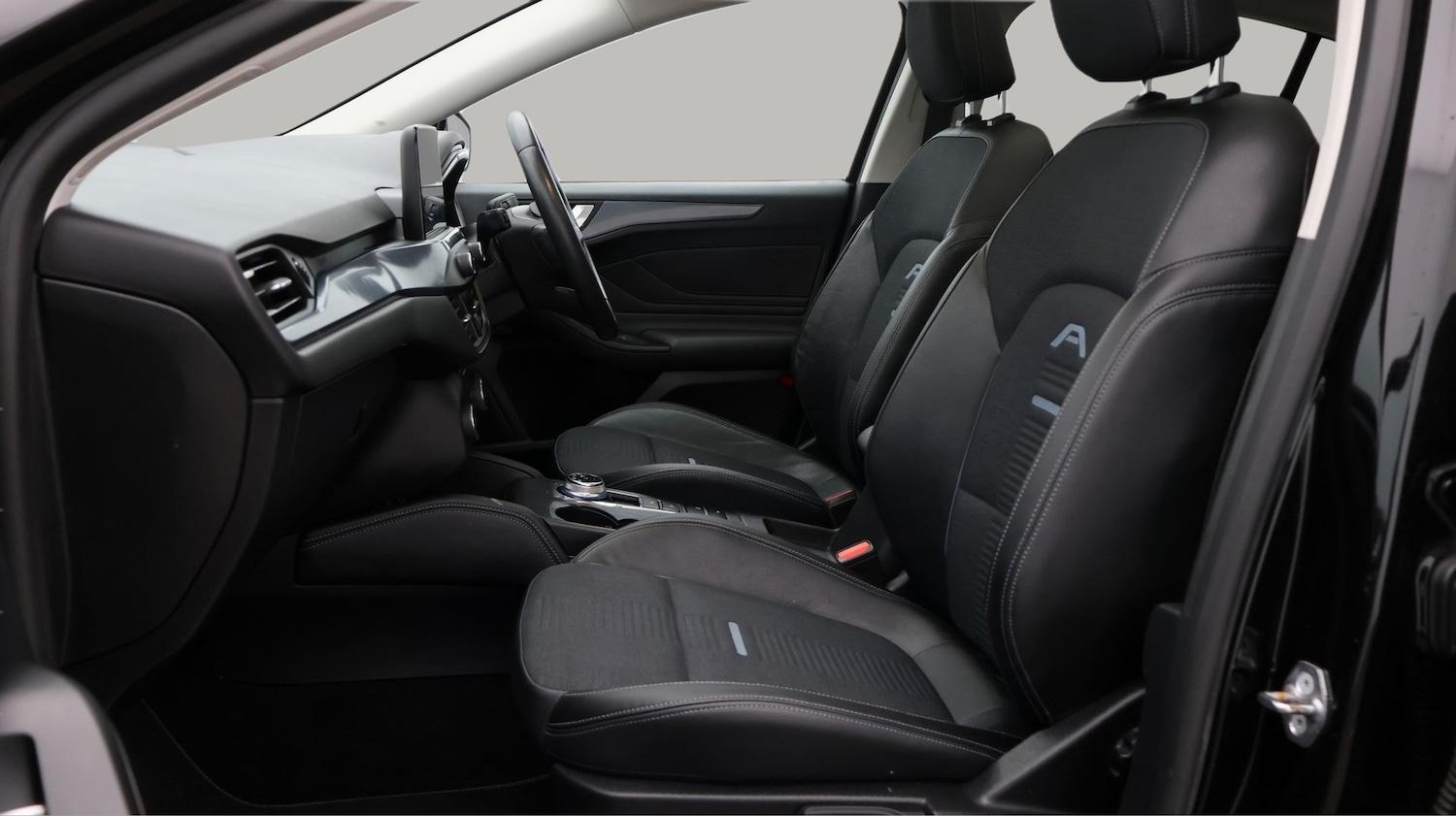 Used Ford Focus 2021 for sale - 77590501: Photo 14