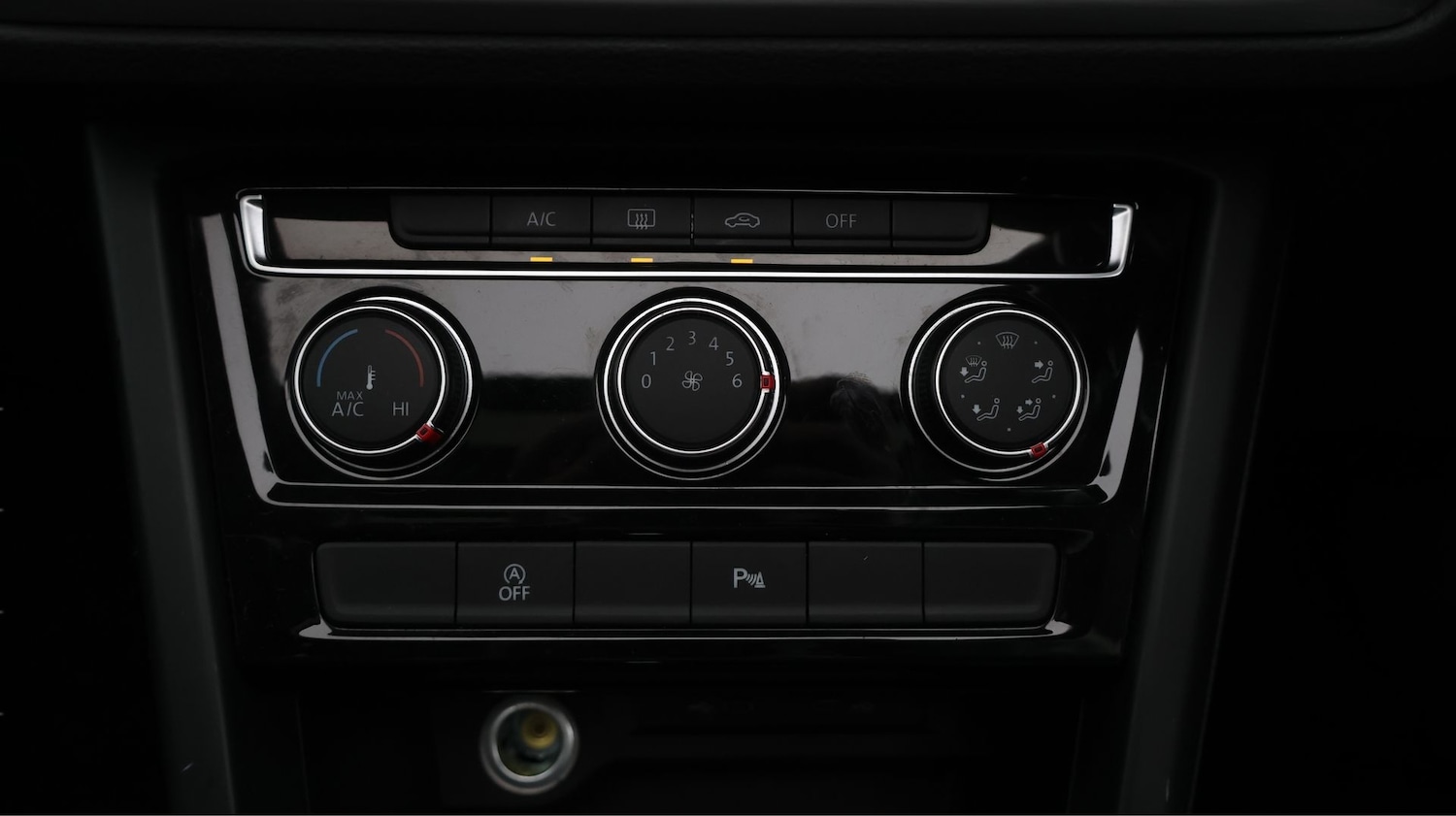 Used Volkswagen Touran for sale - 77206869: Photo 12