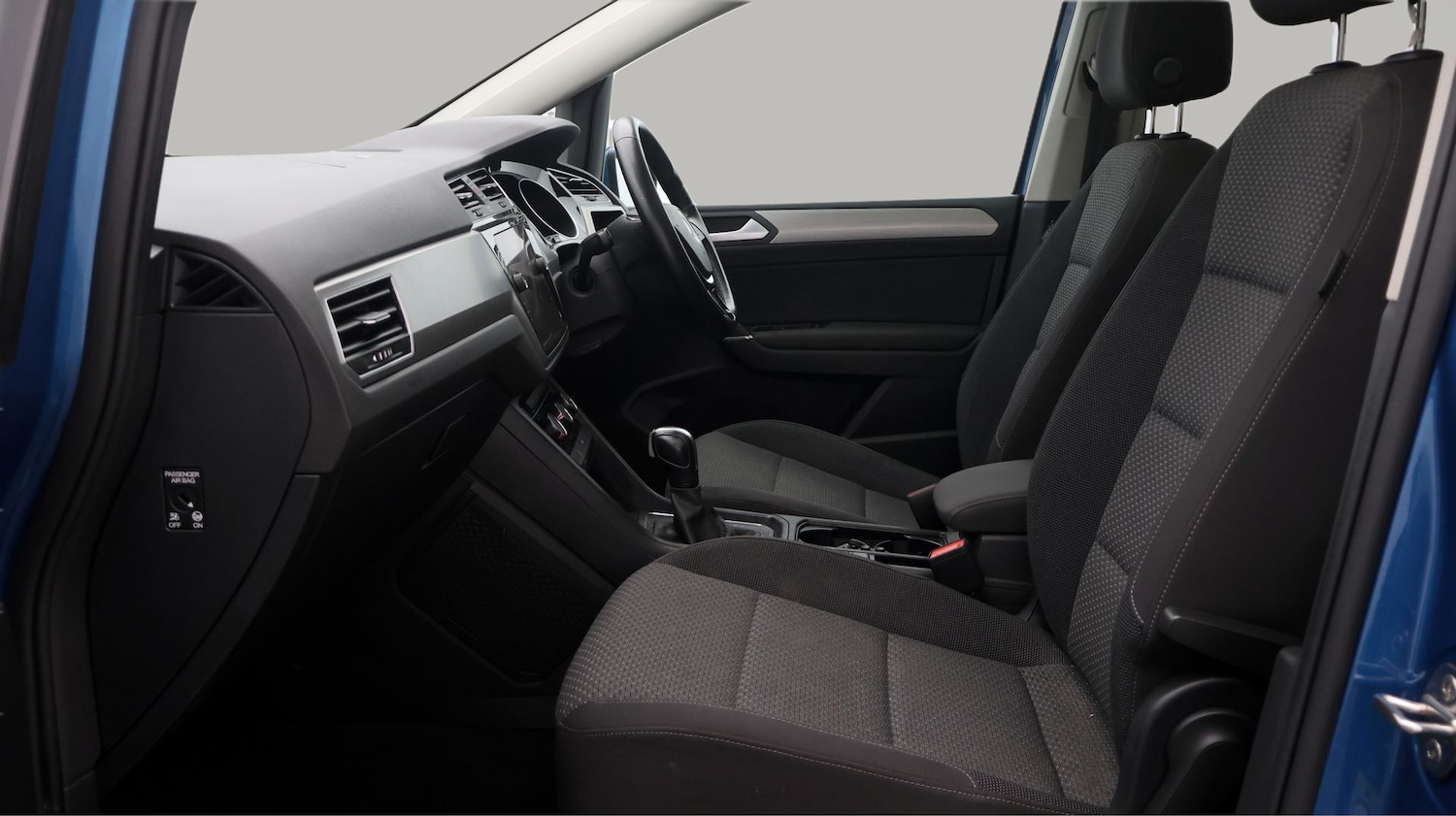 Used Volkswagen Touran for sale - 77206869: Photo 14