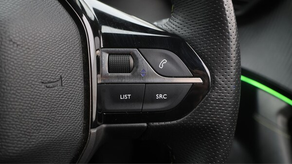 Used Peugeot 2008 2021 for sale - 75588357: Photo 25