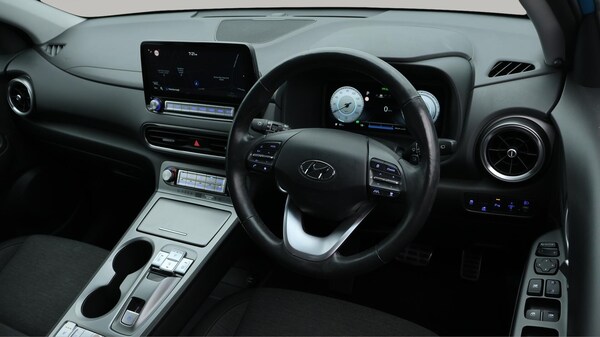 Used Hyundai KONA 2021 for sale - 76152977: Photo 11