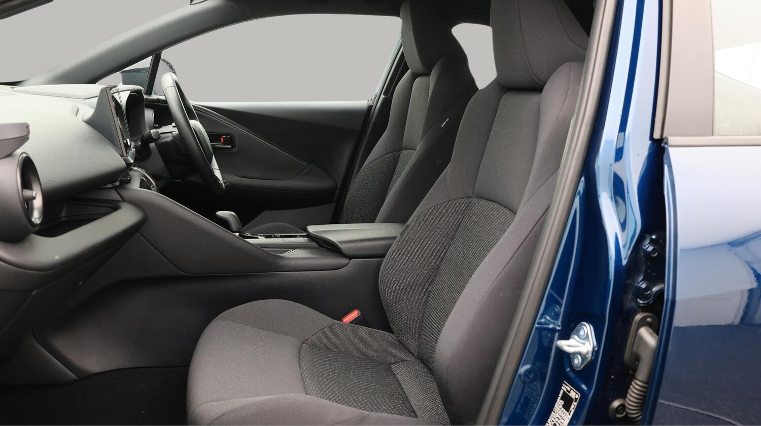 Used Toyota C-HR for sale - 76527797: Photo 15