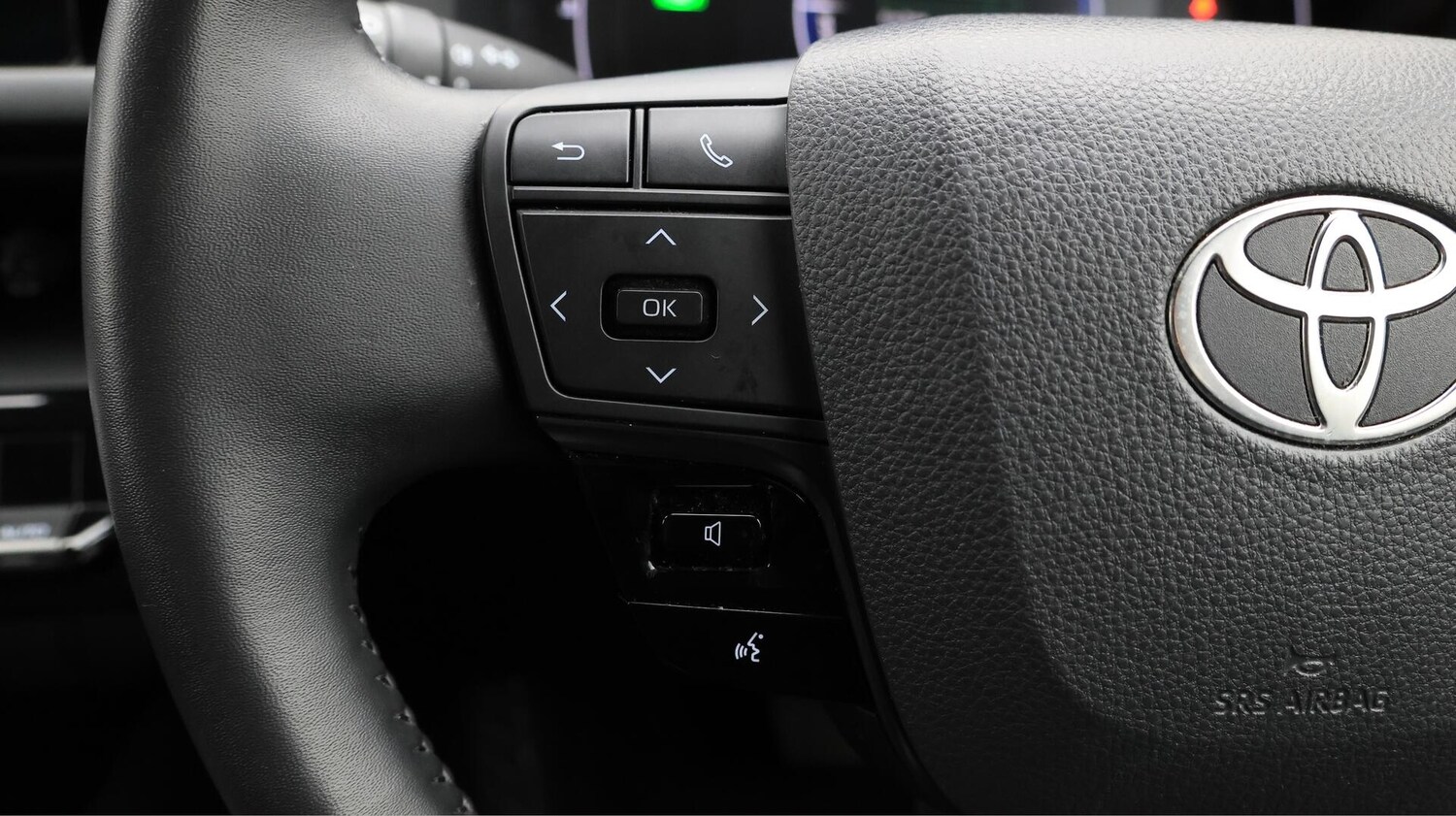 Used Toyota C-HR for sale - 76527797: Photo 24