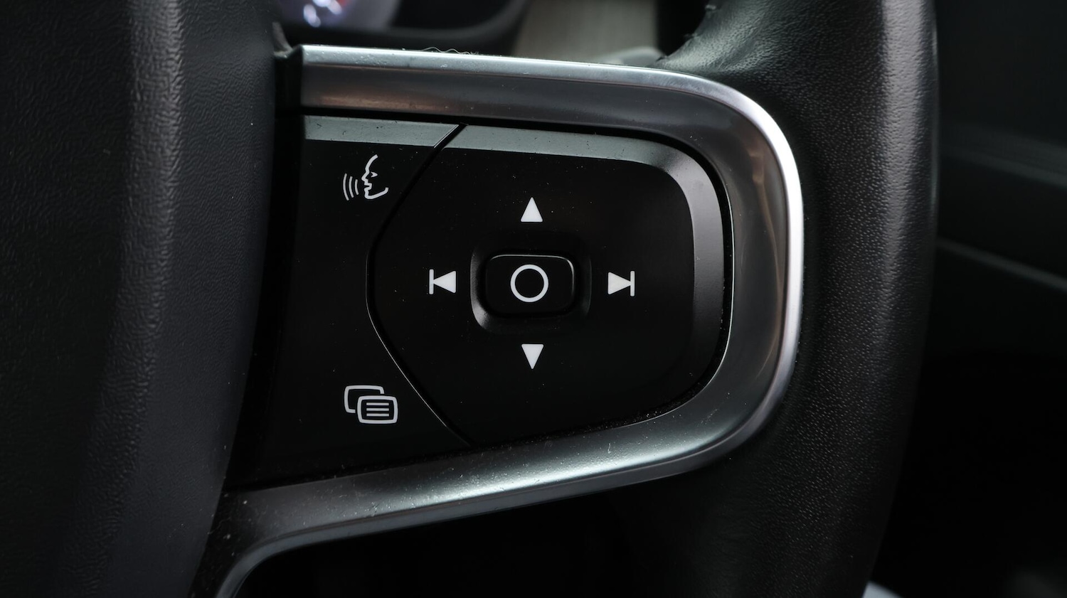 Used Volvo XC40 2020 for sale - 76560929: Photo 26