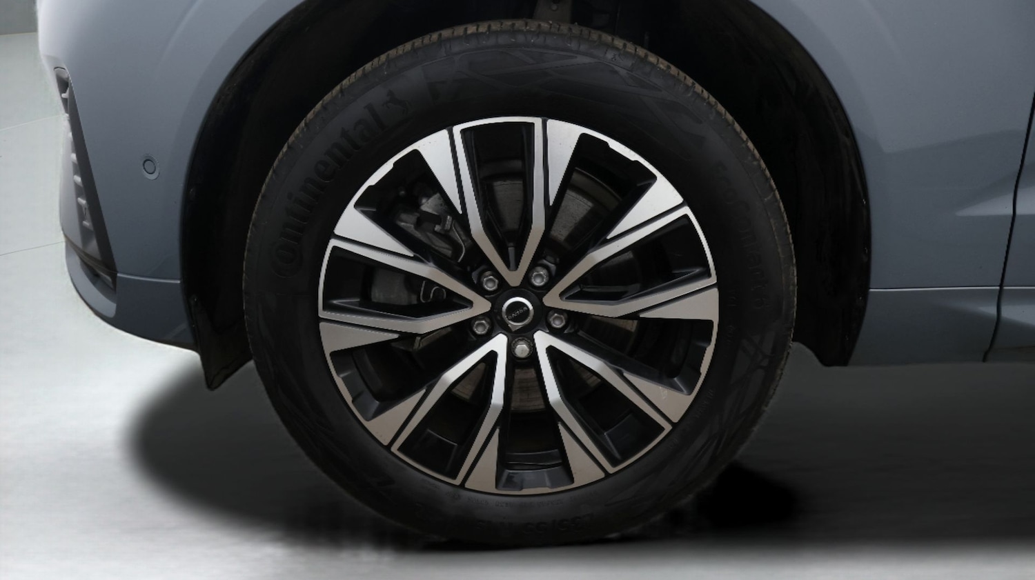 Used Volvo XC60 2023 for sale - 77460128: Photo 18