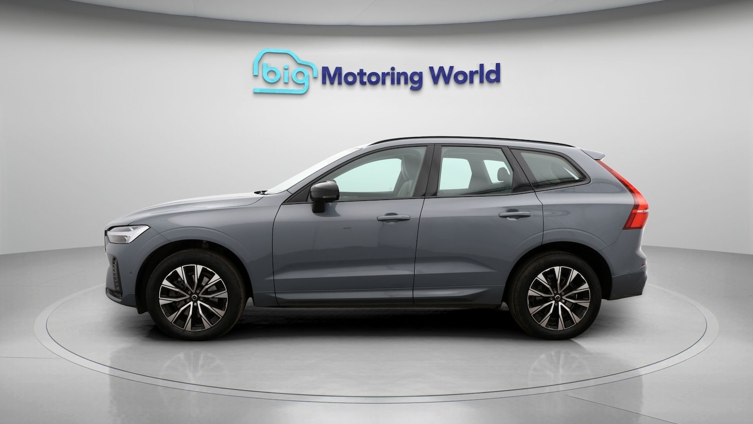 Used Volvo XC60 2023 for sale - 77460128: Photo 4