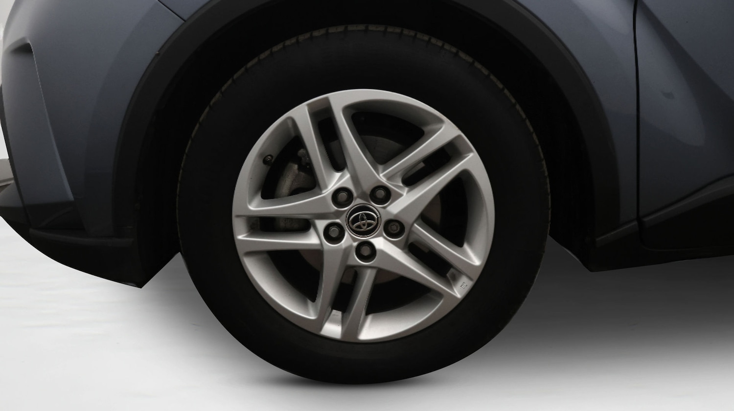 Used Toyota C-HR 2023 for sale - 77378318: Photo 18