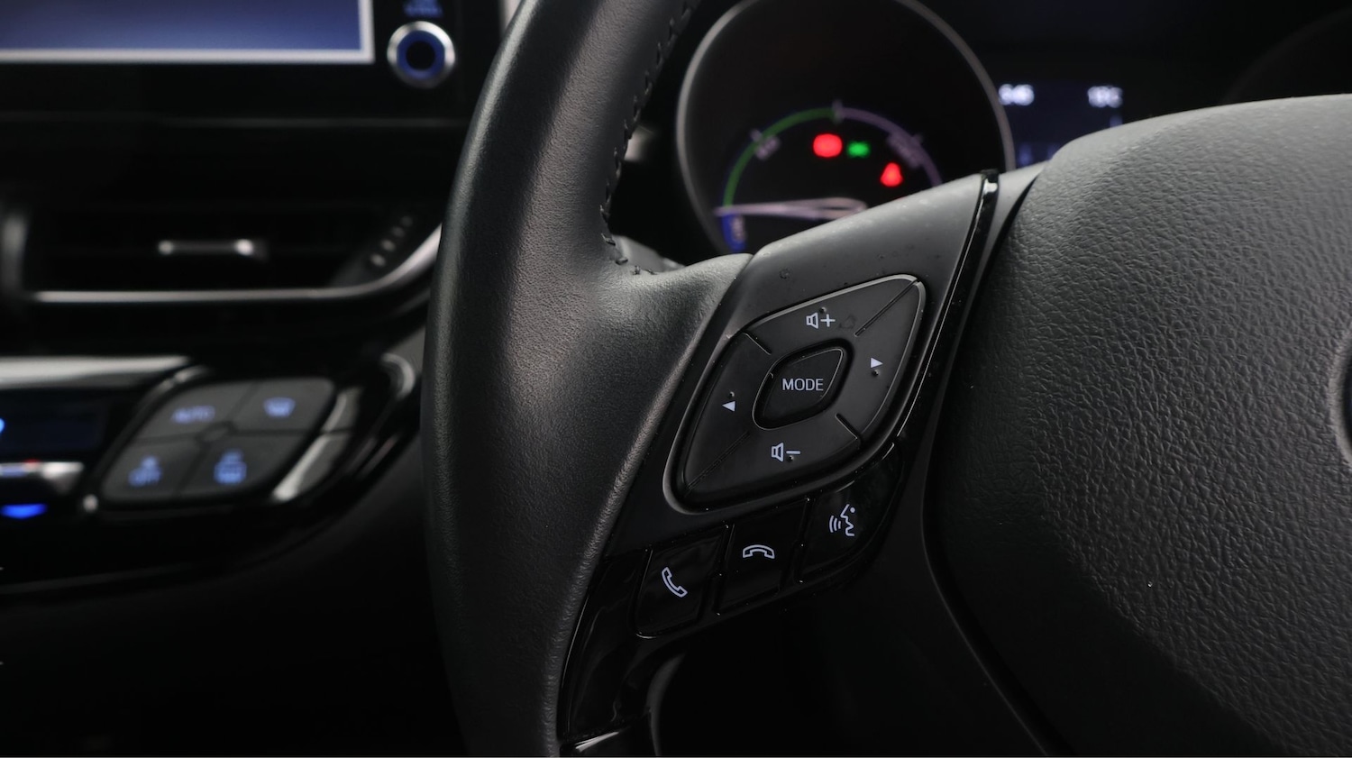 Used Toyota C-HR 2023 for sale - 77378318: Photo 22