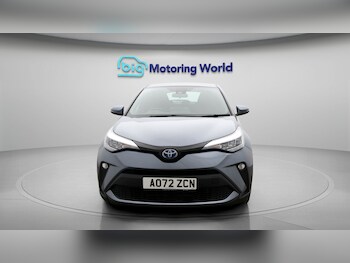 Used Toyota C-HR 2023 for sale - 77378318: Photo