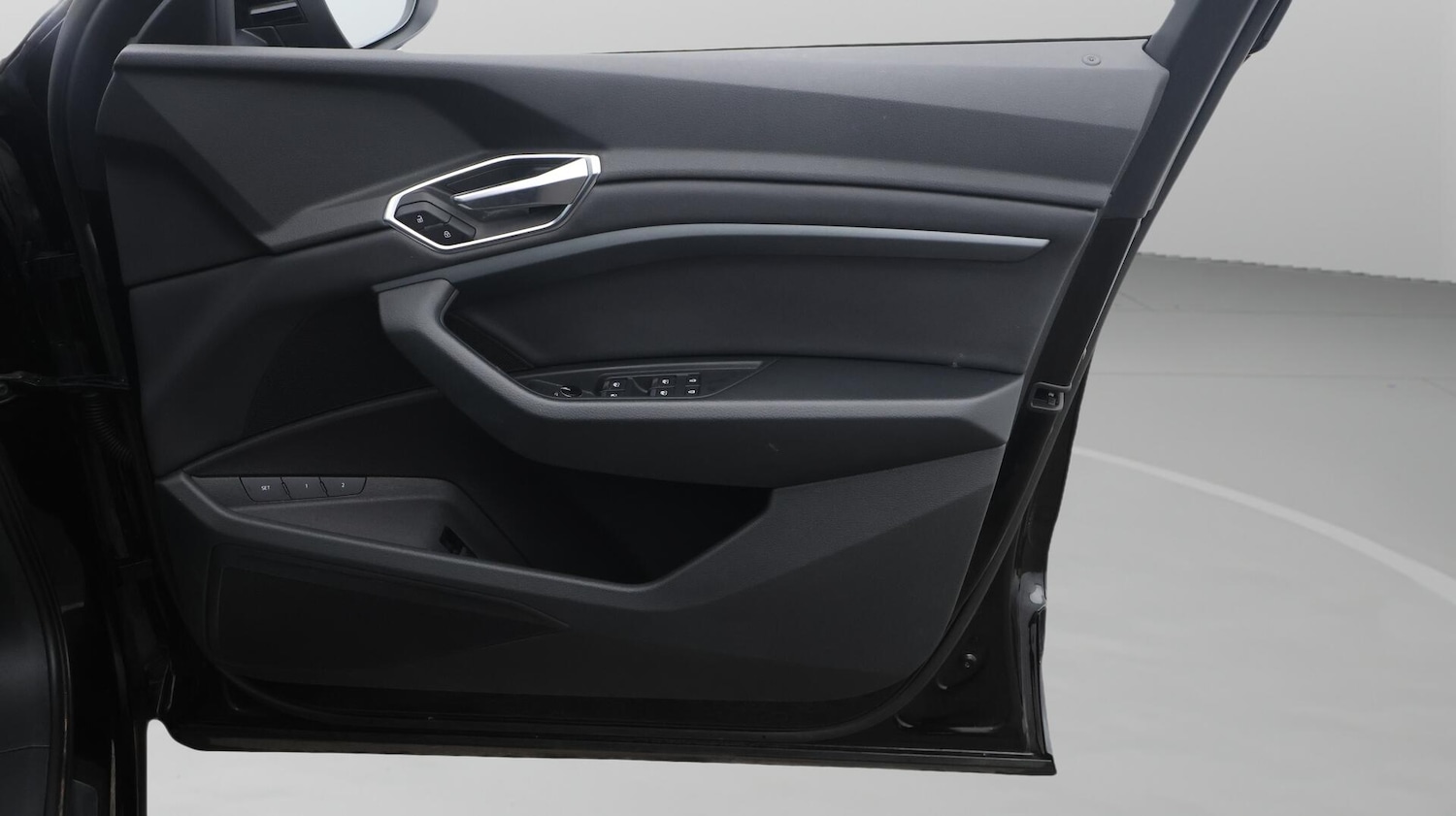 Used Audi e-tron 2021 for sale - 76537997: Photo 16