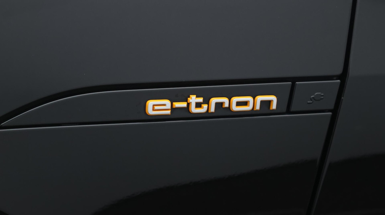 Used Audi e-tron 2021 for sale - 76537997: Photo 21