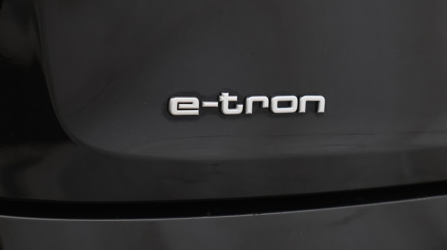 Used Audi e-tron 2021 for sale - 76537997: Photo 22