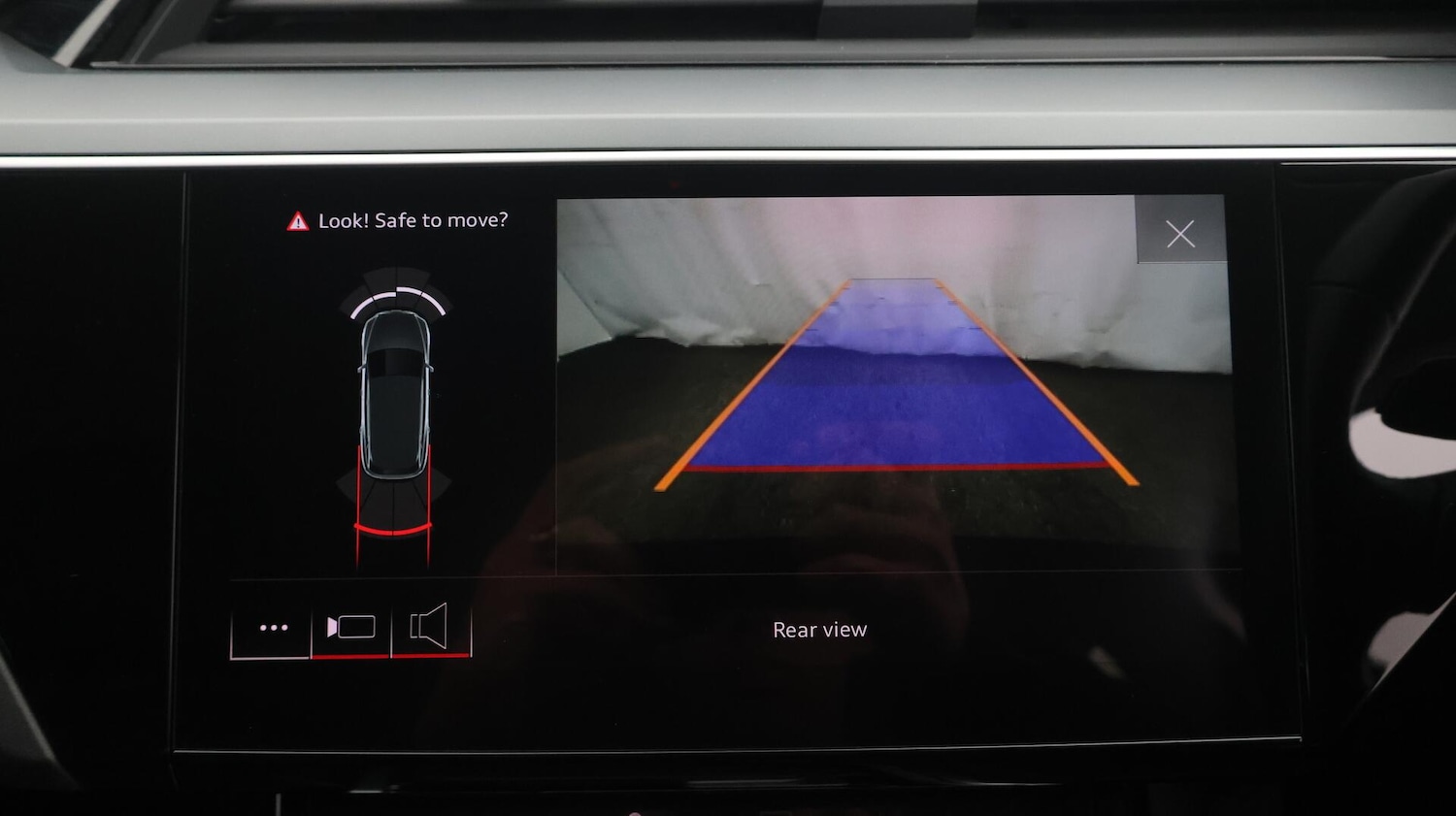 Used Audi e-tron 2021 for sale - 76537997: Photo 27