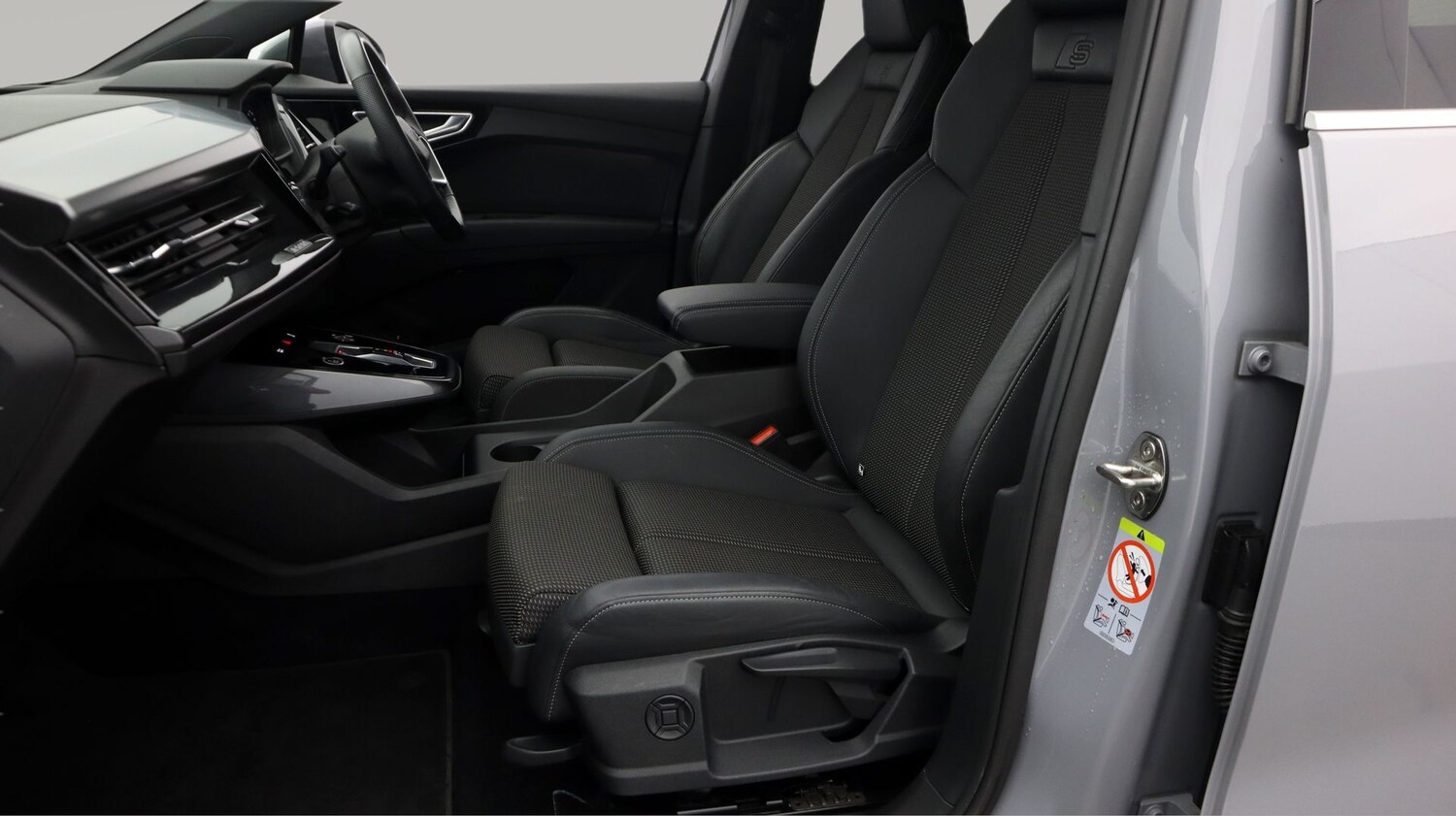 Used Audi Q4 e-tron for sale - 77774347: Photo 14