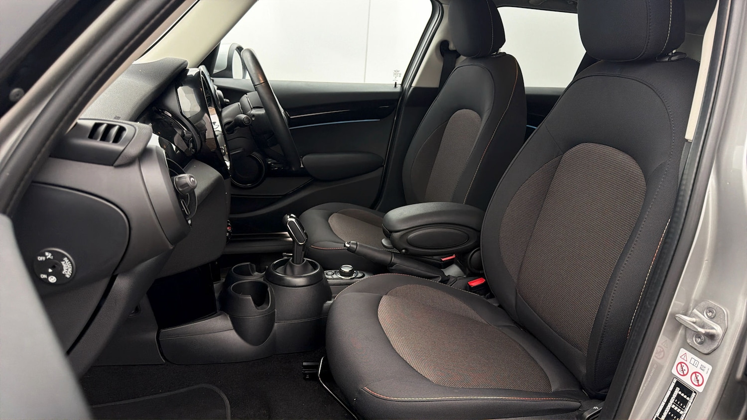 Used MINI Hatch 2023 for sale - 78090457: Photo 13