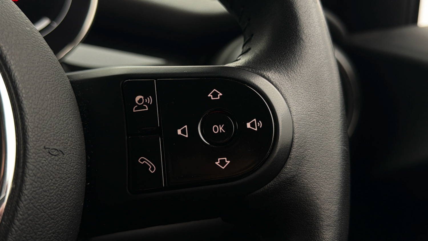 Used MINI Hatch 2023 for sale - 78090457: Photo 24