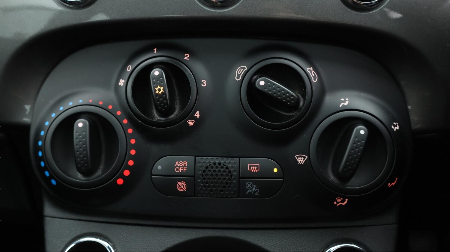 Used Fiat 500 2023 for sale - 76634053: Photo 13