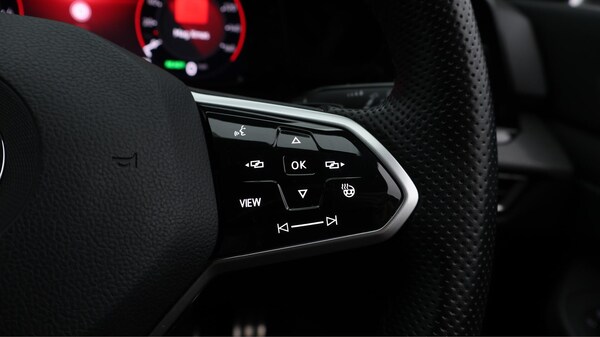 Used Volkswagen Golf 2022 for sale - 76138374: Photo 26