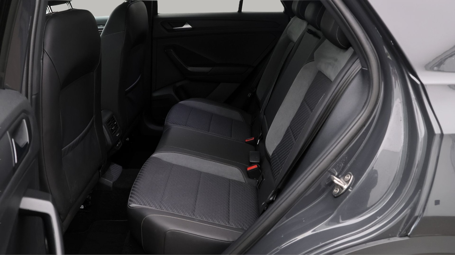 Used Volkswagen T-Roc 2022 for sale - 77342783: Photo 16