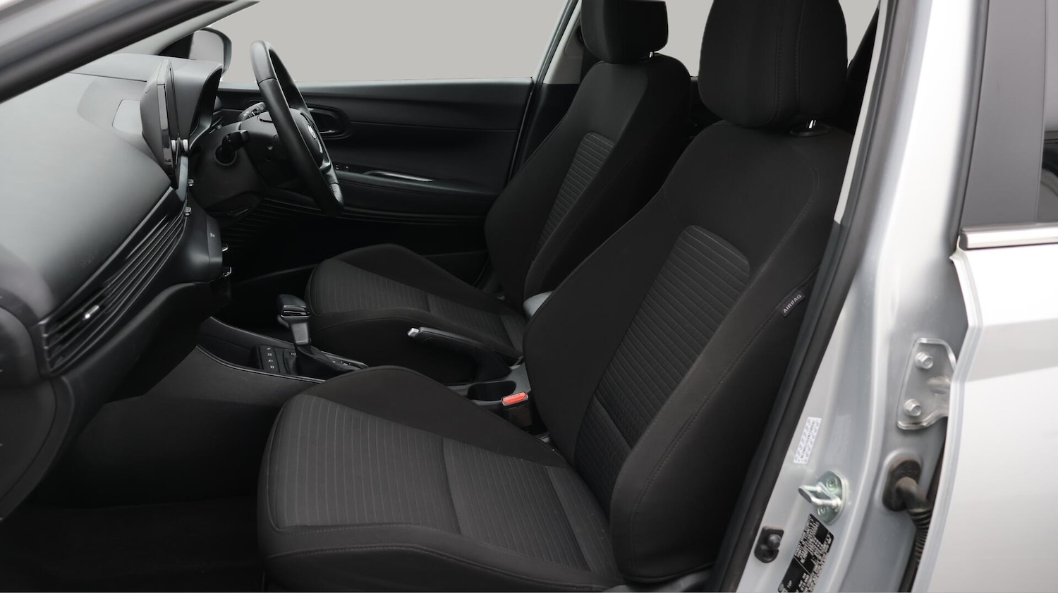 Used Hyundai i20 2022 for sale - 76728544: Photo 15